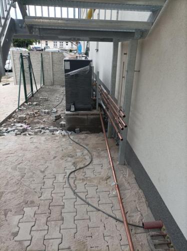 Instalace řady tepelných čerpadel HOTJET do kaskády - Čáslav