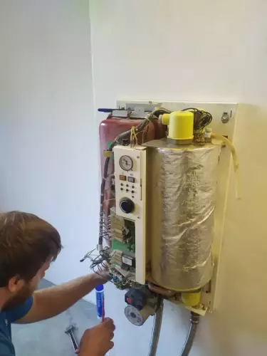 Zkouška topného systému elektrokotlem - Černé Voděrady