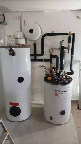 Instalace tepelného čerpadla HOTJET a odborná likvidace staré akumulační nádrže - Černošice