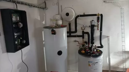 Instalace tepelného čerpadla HOTJET a odborná likvidace staré akumulační nádrže - Černošice