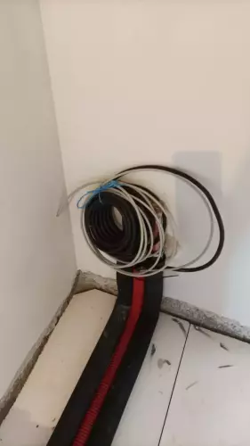 Instalace tepelného čerpadla HOTJET a akumulační nádrže - Kam. Žehrovice