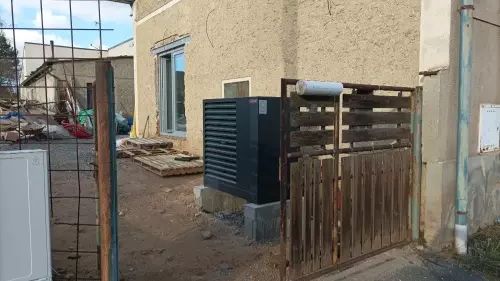 Instalace tepelného čerpadla HOTJET a akumulační nádrže - Kam. Žehrovice