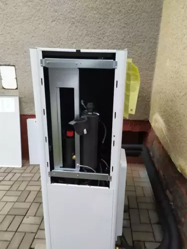 Instalace tepelného čerpadla Vaillant (vnější i vnitřní jednotka), demontáž a eko likvidace starého kotle - Keblov