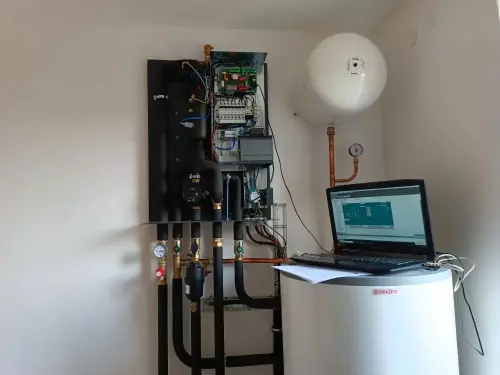 Instalace tepelného čerpadla HOTJET s akumulační nádrží - Morava