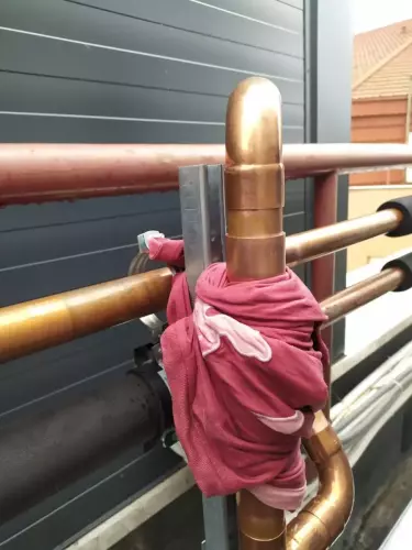 Instalace chladicí jednotky pro magnetickou rezonanci do nemocnice - Bratislava
