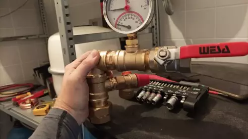Instalace tepelného čerpadla HOTJET a akumulační nádrže - Skuhrov
