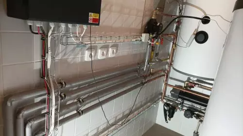 Instalace tepelného čerpadla HOTJET a akumulační nádrže - Skuhrov