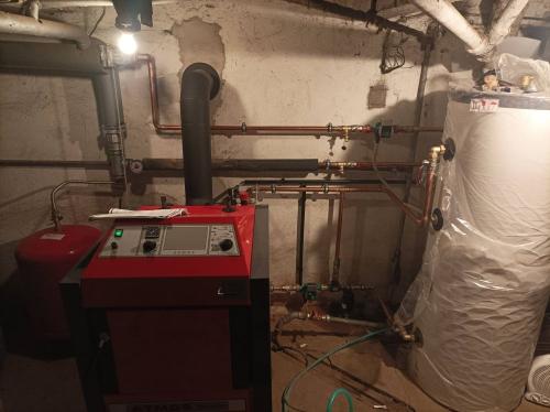 Likvidace starého kotle a instalace nového topného zařízení - Toušice 