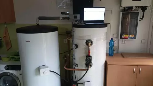 Instalace tepelného čerpadla HOTJET a akumulační nádrže - Uhl. Janovice