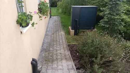Instalace tepelného čerpadla HOTJET a akumulační nádrže - Uhl. Janovice