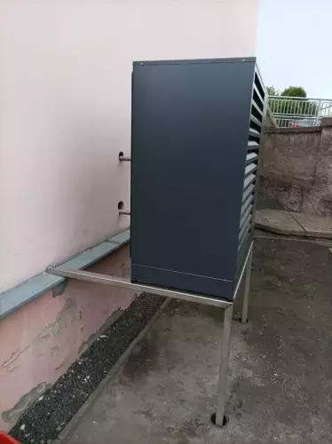 Likvidace starého topného zdroje a instalace tepelného čerpadla HOTJET - Zásmuky