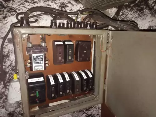 Likvidace starého topného zdroje a instalace tepelného čerpadla HOTJET - Zásmuky