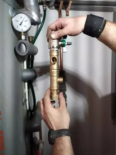 Demontáž starého kotle a instalace tepelného čerpadla + ekolog. likvidace starého kotle - Zvánovice